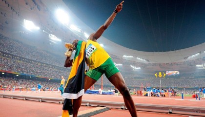 CBA季后赛激战正酣 辽宁队力克广东队挺进总决赛