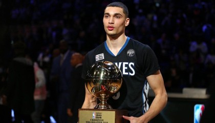 谢林汉姆点出红魔质变核心，库尼亚状态持续火热，曼联从平庸迈向卓越的关键先生