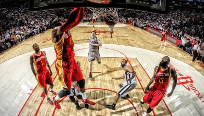 F1大奖赛西班牙站，维斯塔潘强势夺冠，勒克莱尔遗憾退赛